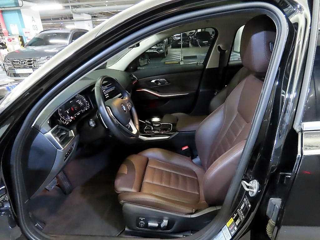 BMW 3시리즈 3시리즈 (G20) 330e 럭셔리 이미지 6
