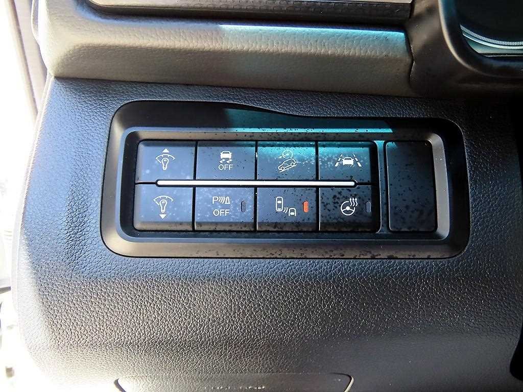 KG모빌리티(쌍용) 티볼리 더 뉴 티볼리 4WD 가솔린 1.5 V7 이미지 12