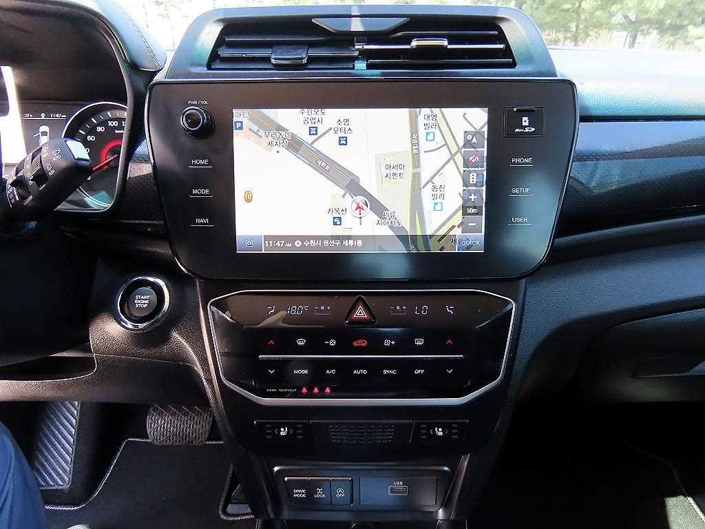 KG모빌리티(쌍용) 티볼리 더 뉴 티볼리 4WD 가솔린 1.5 V7 이미지 14