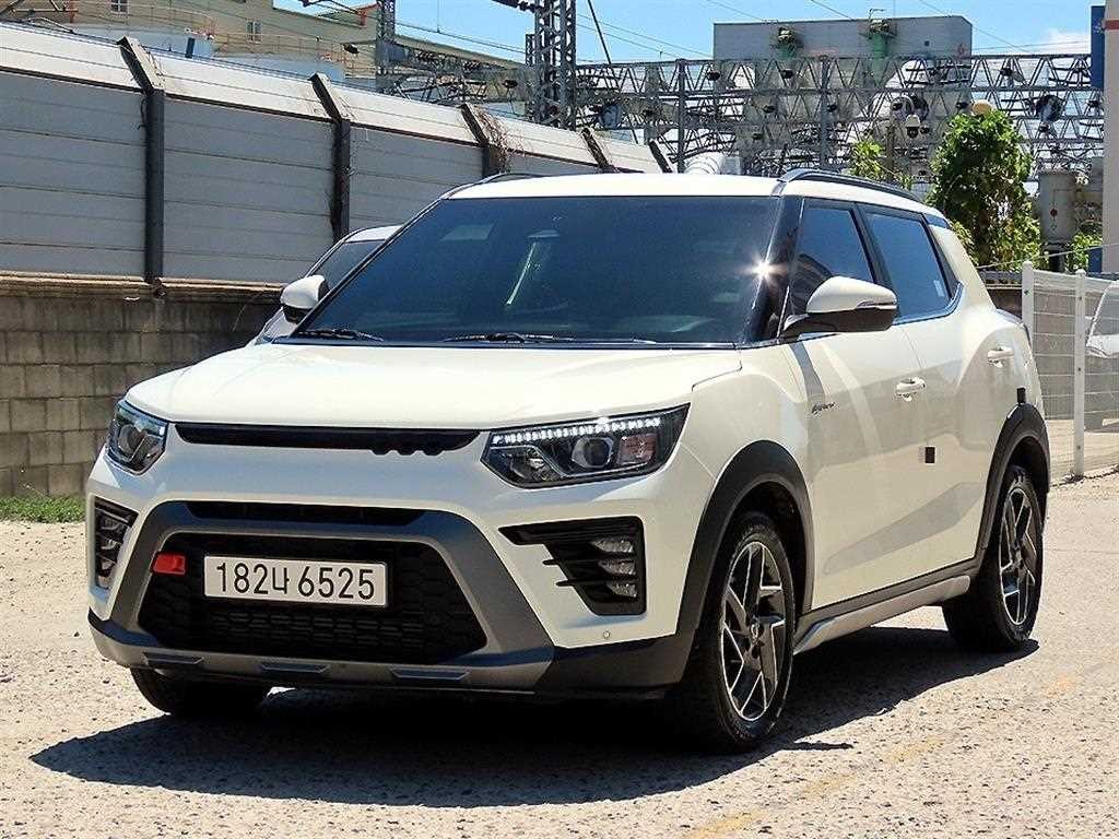 KG모빌리티(쌍용) 티볼리 더 뉴 티볼리 4WD 가솔린 1.5 V7 이미지 2