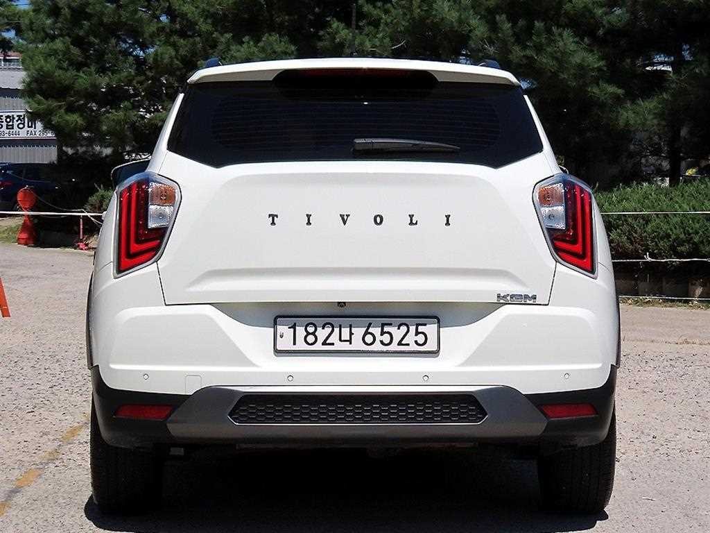 KG모빌리티(쌍용) 티볼리 더 뉴 티볼리 4WD 가솔린 1.5 V7 이미지 4