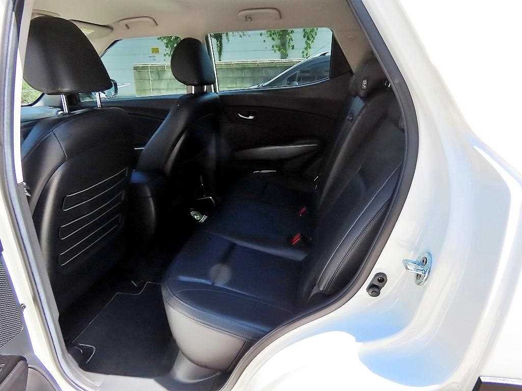 KG모빌리티(쌍용) 티볼리 더 뉴 티볼리 4WD 가솔린 1.5 V7 이미지 6