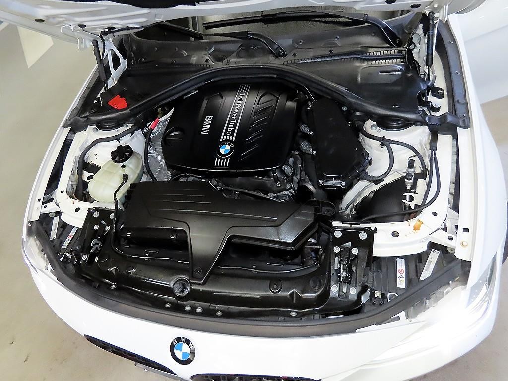 BMW 3시리즈 3시리즈 (F30) 320d 이미지 18