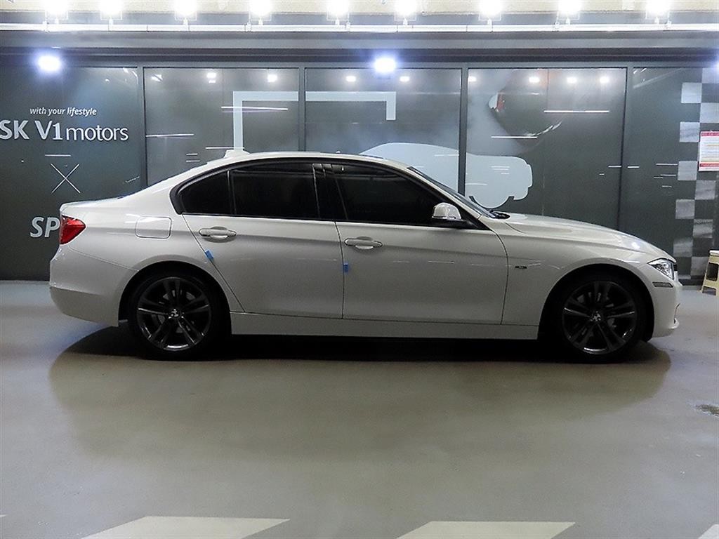 BMW 3시리즈 3시리즈 (F30) 320d 이미지 3