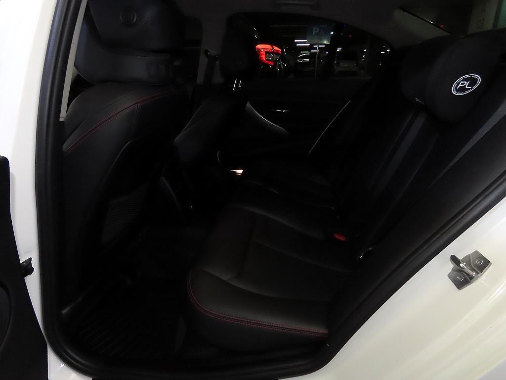 BMW 3시리즈 3시리즈 (F30) 320d 이미지 7