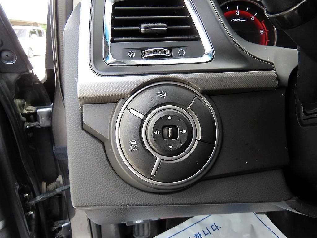 KG모빌리티(쌍용) 코란도 더뉴코란도스포츠 CX7(4WD) 클럽 이미지 12