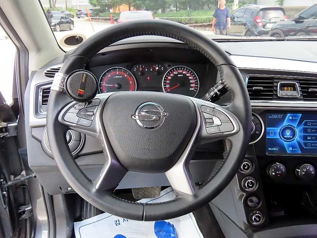 KG모빌리티(쌍용) 코란도 더뉴코란도스포츠 CX7(4WD) 클럽 이미지 8