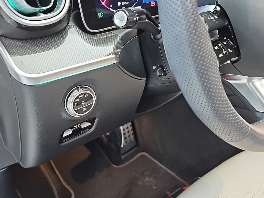 벤츠 C 클래스 C클래스 W206 C200 AMG 라인 이미지 17