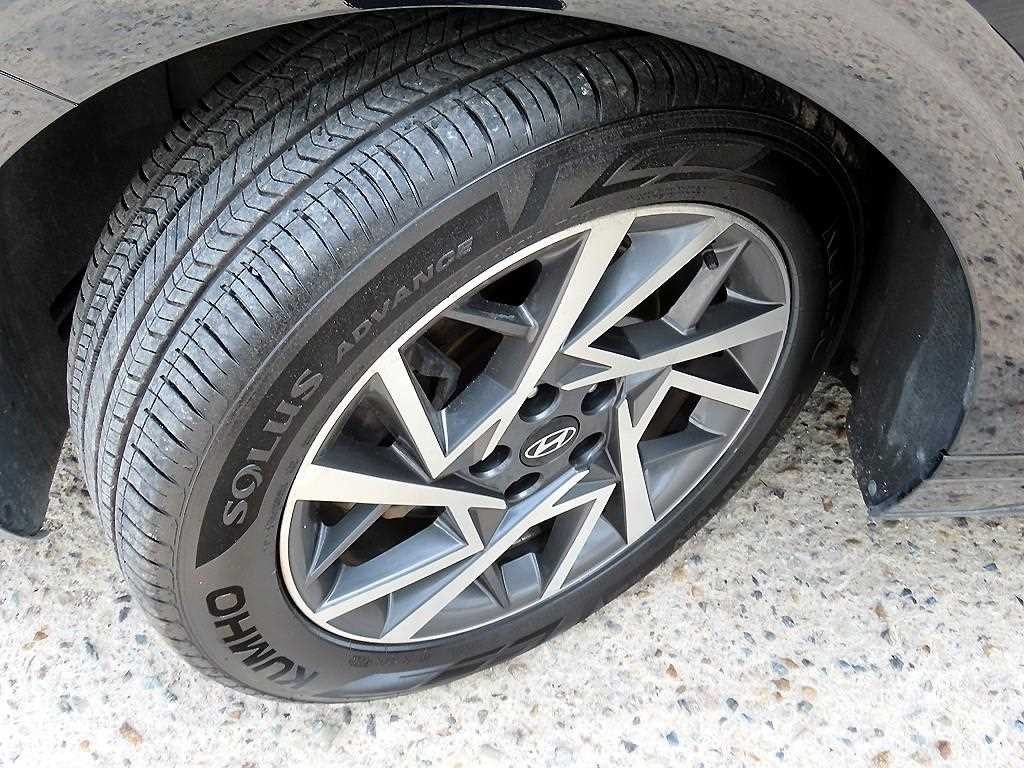 현대 그랜저 그랜저 (GN7) 가솔린 2.5 2WD 프리미엄 이미지 20