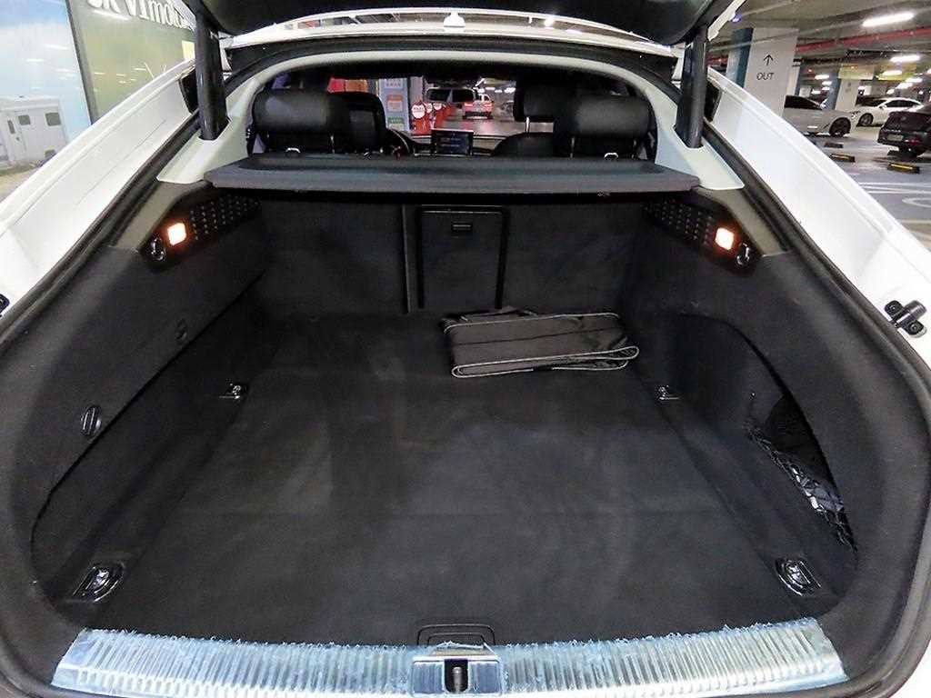 아우디 A7 3.0 TDI 콰트로 엔트리 이미지 16