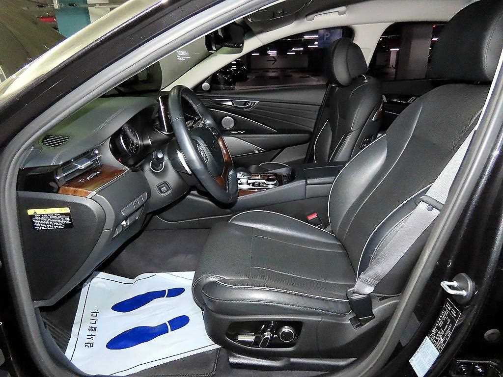 기아 K9 더 K9 3.8 GDI AWD 플래티넘Ⅱ 이미지 6