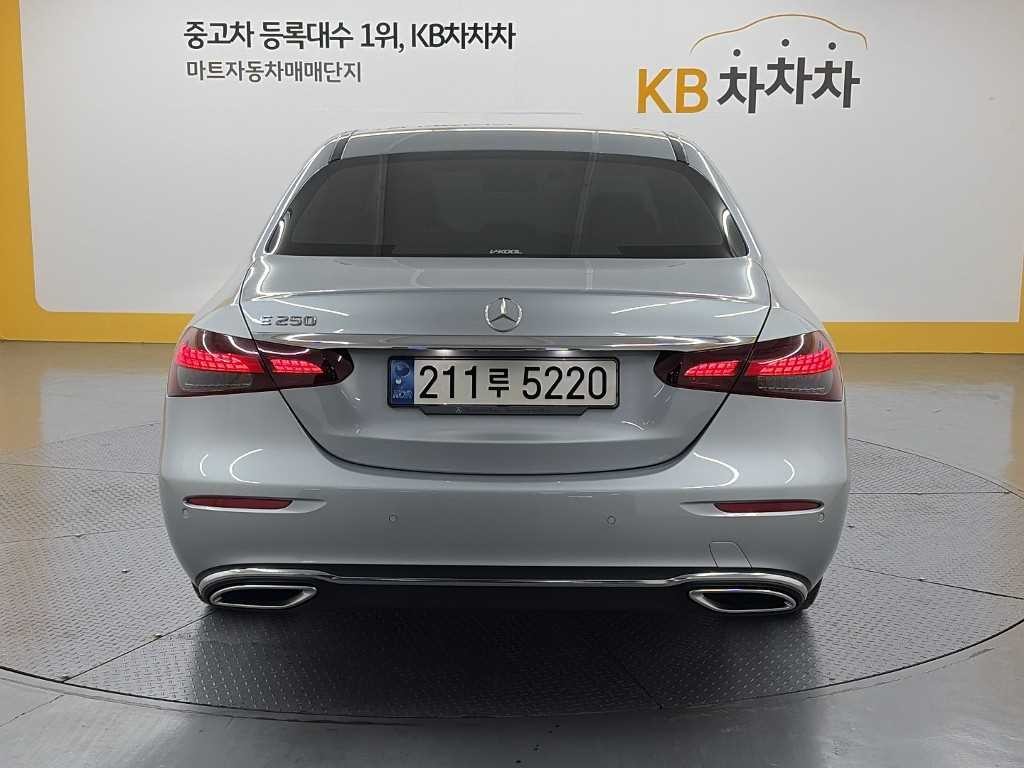 벤츠 E 클래스 E-클래스 W213 E250 아방가르드 이미지 3