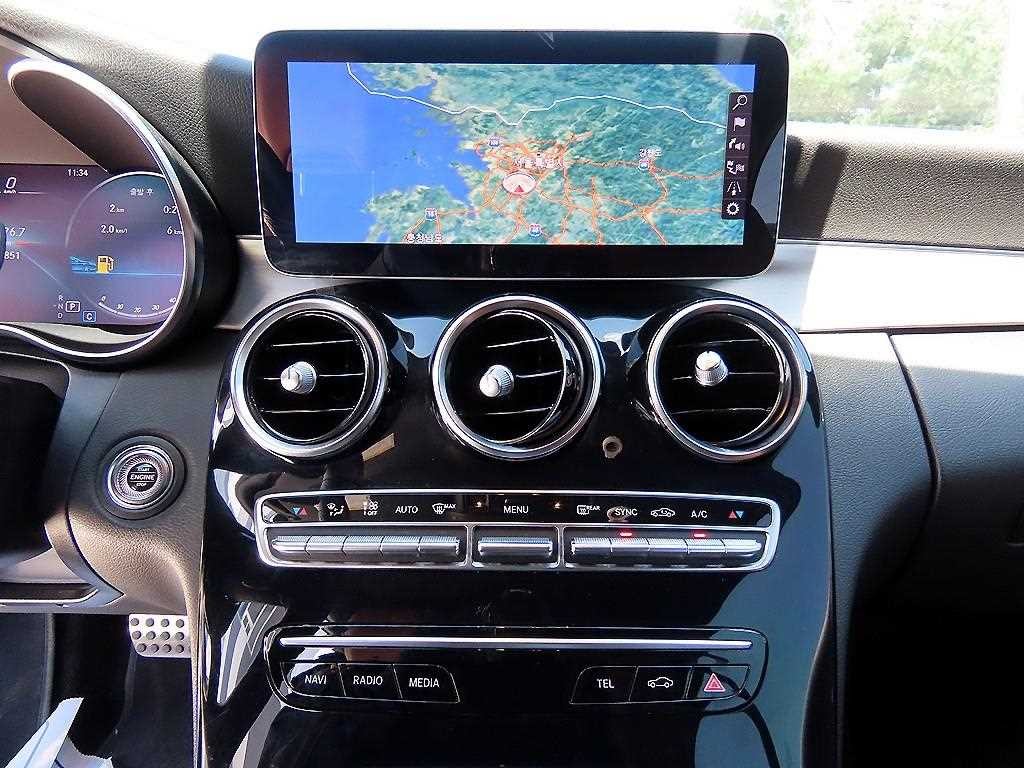 벤츠 C 클래스 C클래스 W205 C200 카브리올레 이미지 16