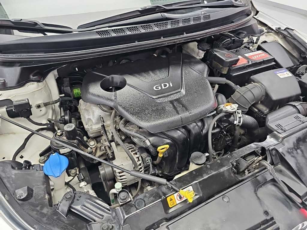 현대 아반떼 더 뉴 아반떼 1.6 GDI 스마트 기본형 이미지 5