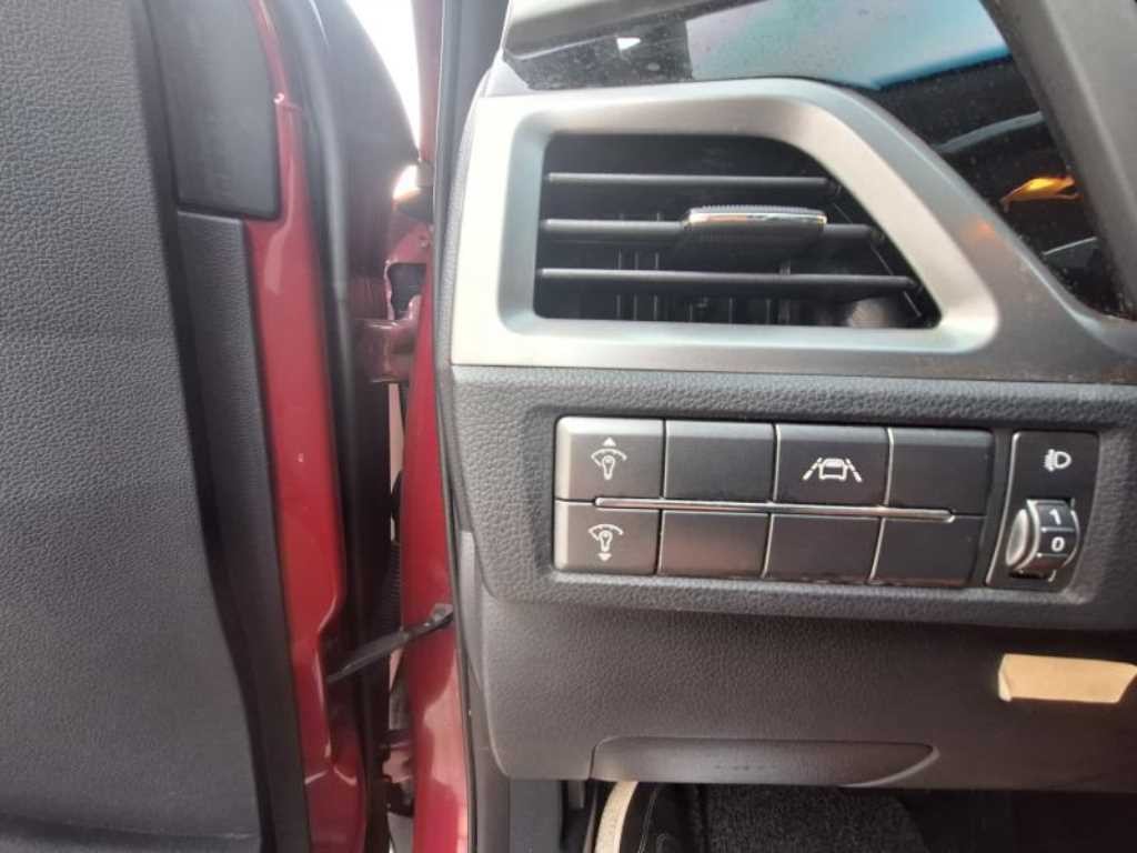 KG모빌리티(쌍용) 코란도 뷰티풀코란도 2WD 가솔린 1.5 C5 이미지 9