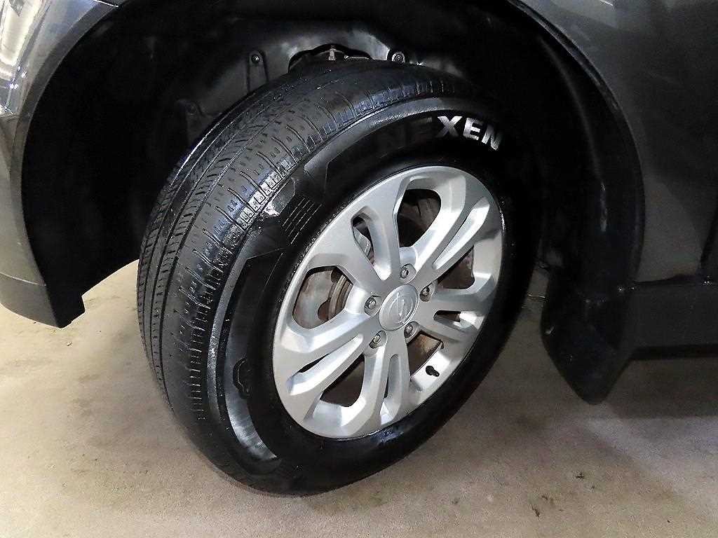 KG모빌리티(쌍용) 코란도 더뉴코란도스포츠 CX5(2WD) 패션 이미지 19