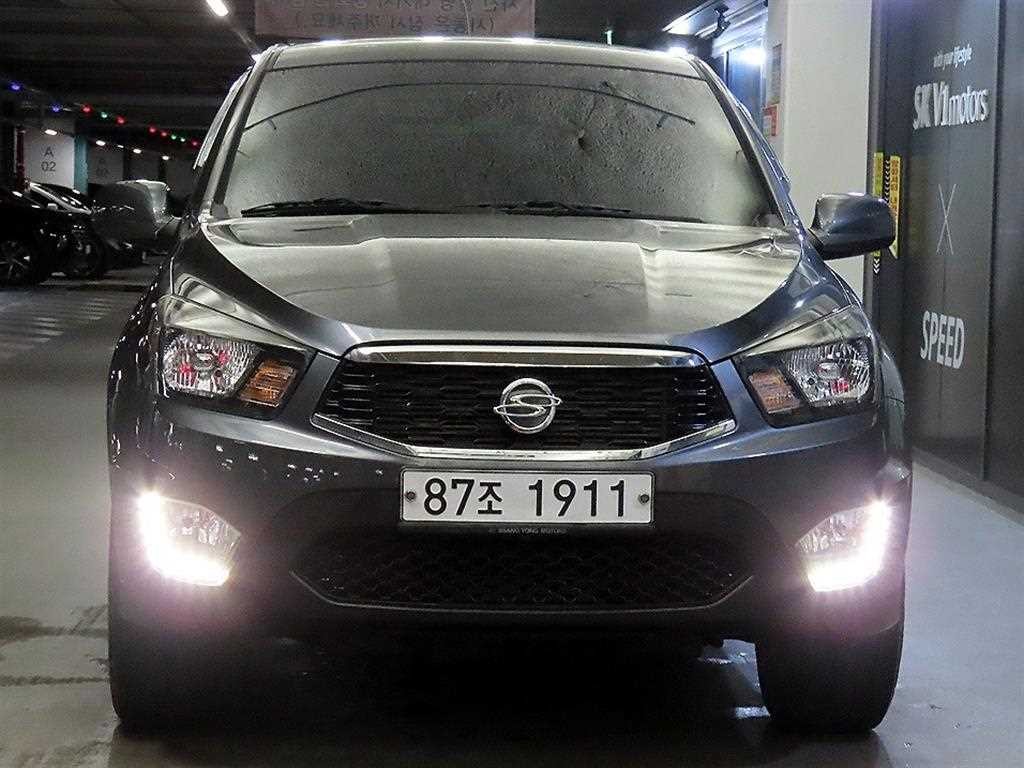 KG모빌리티(쌍용) 코란도 더뉴코란도스포츠 CX5(2WD) 패션 이미지 2