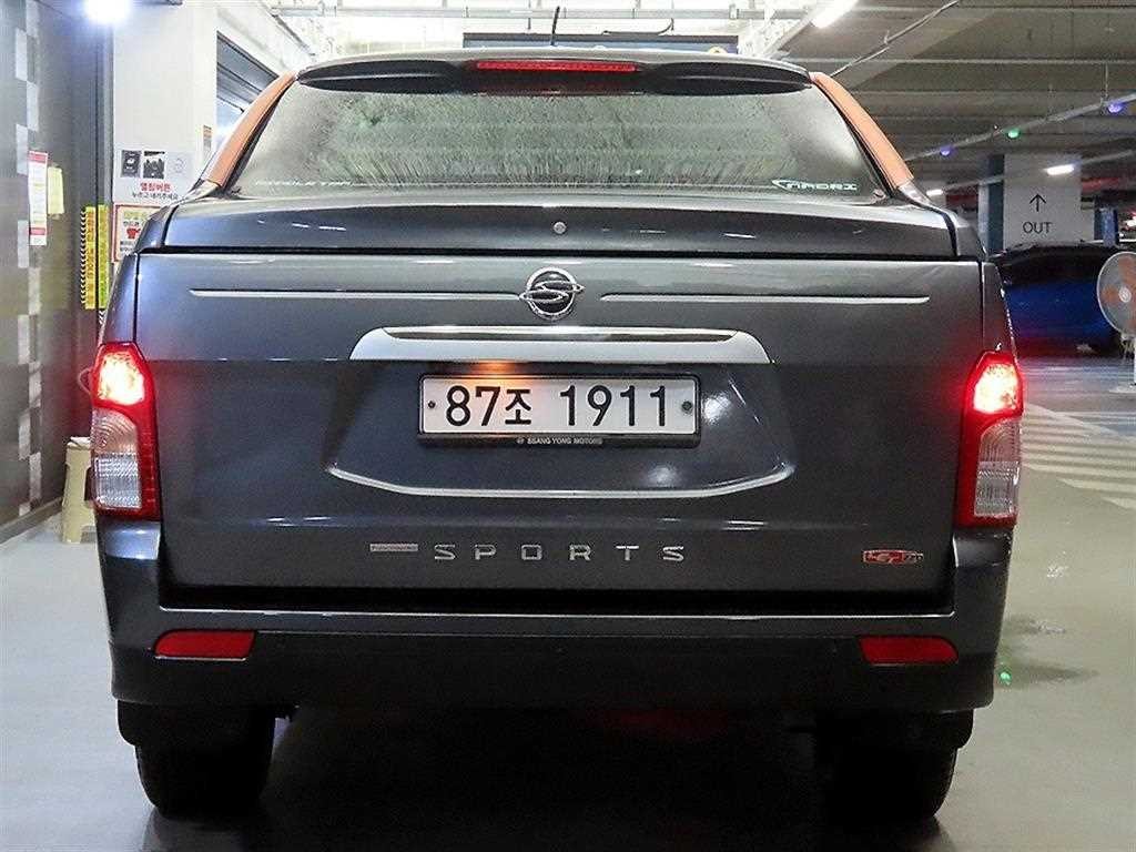KG모빌리티(쌍용) 코란도 더뉴코란도스포츠 CX5(2WD) 패션 이미지 5