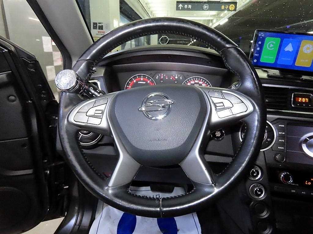 KG모빌리티(쌍용) 코란도 더뉴코란도스포츠 CX5(2WD) 패션 이미지 8