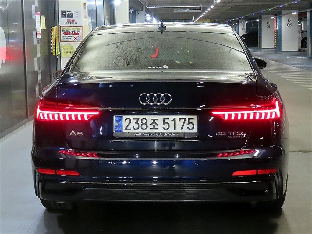 아우디 A6 A6 (C8) 45 TFSI 프리미엄 이미지 5