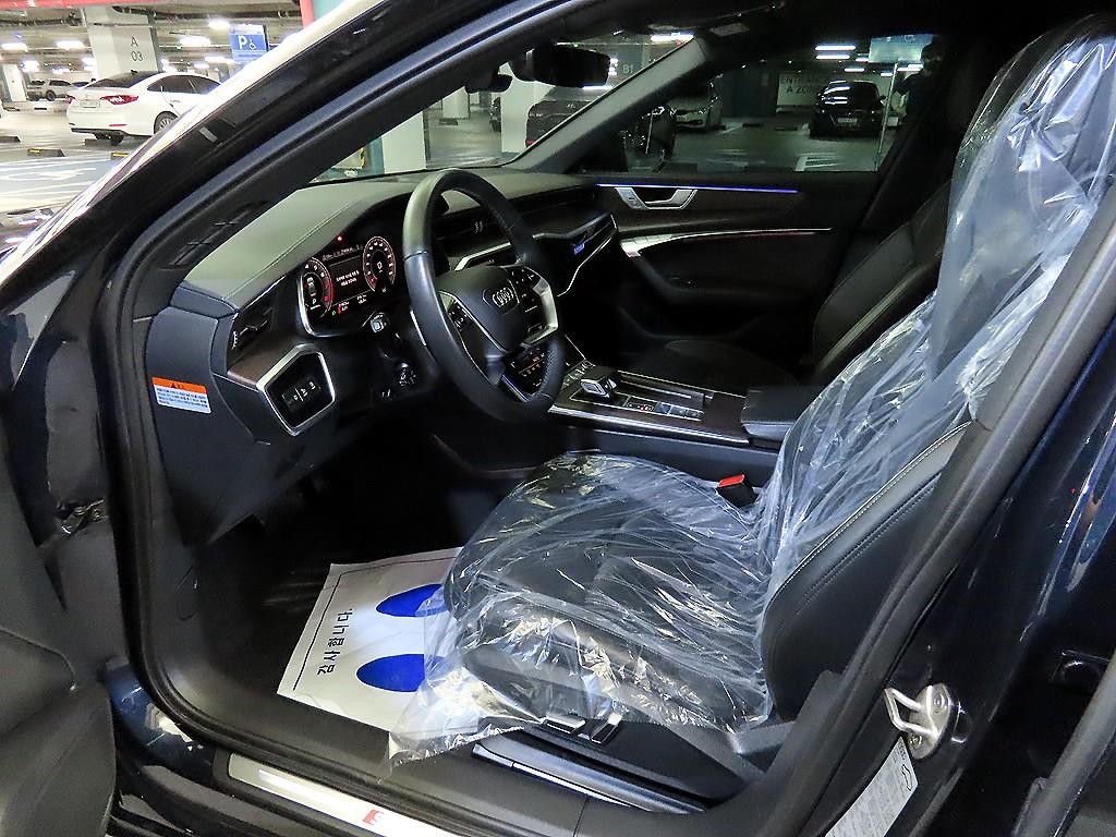 아우디 A6 A6 (C8) 45 TFSI 프리미엄 이미지 6