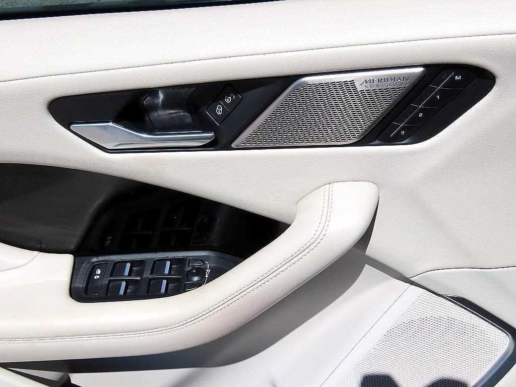재규어 I-PACE EV400 HSE 이미지 12