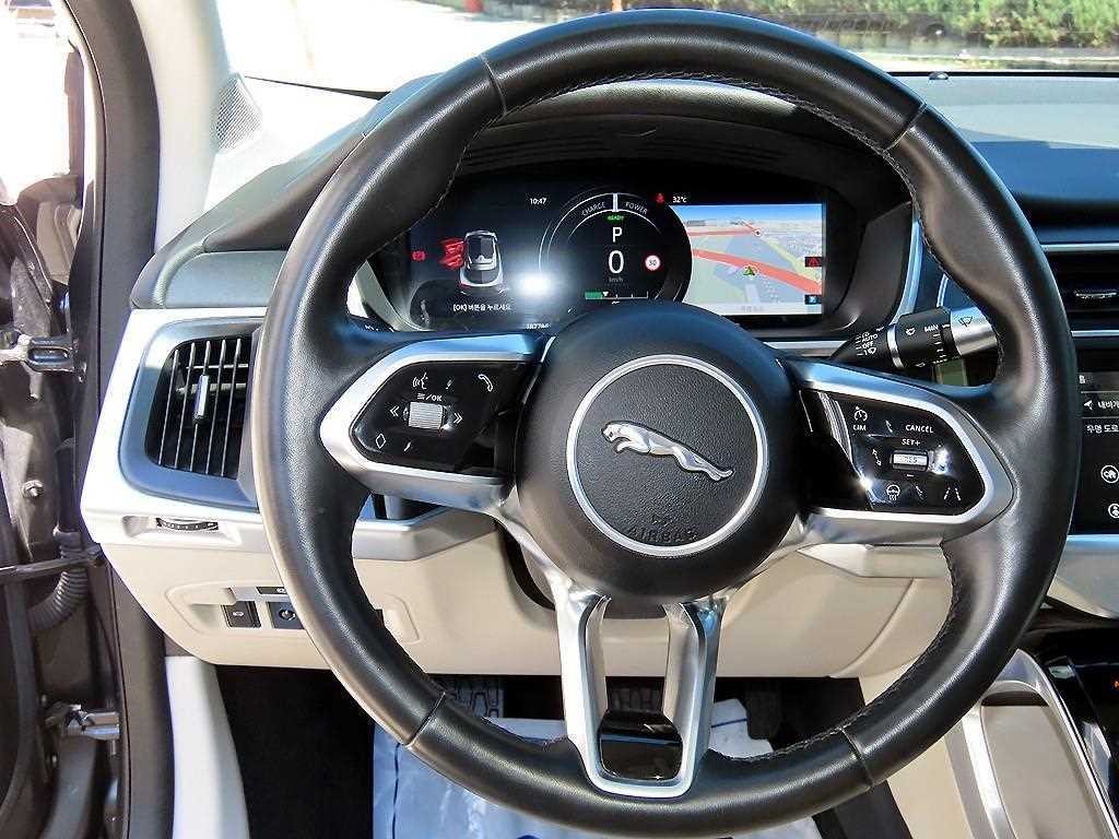 재규어 I-PACE EV400 HSE 이미지 8