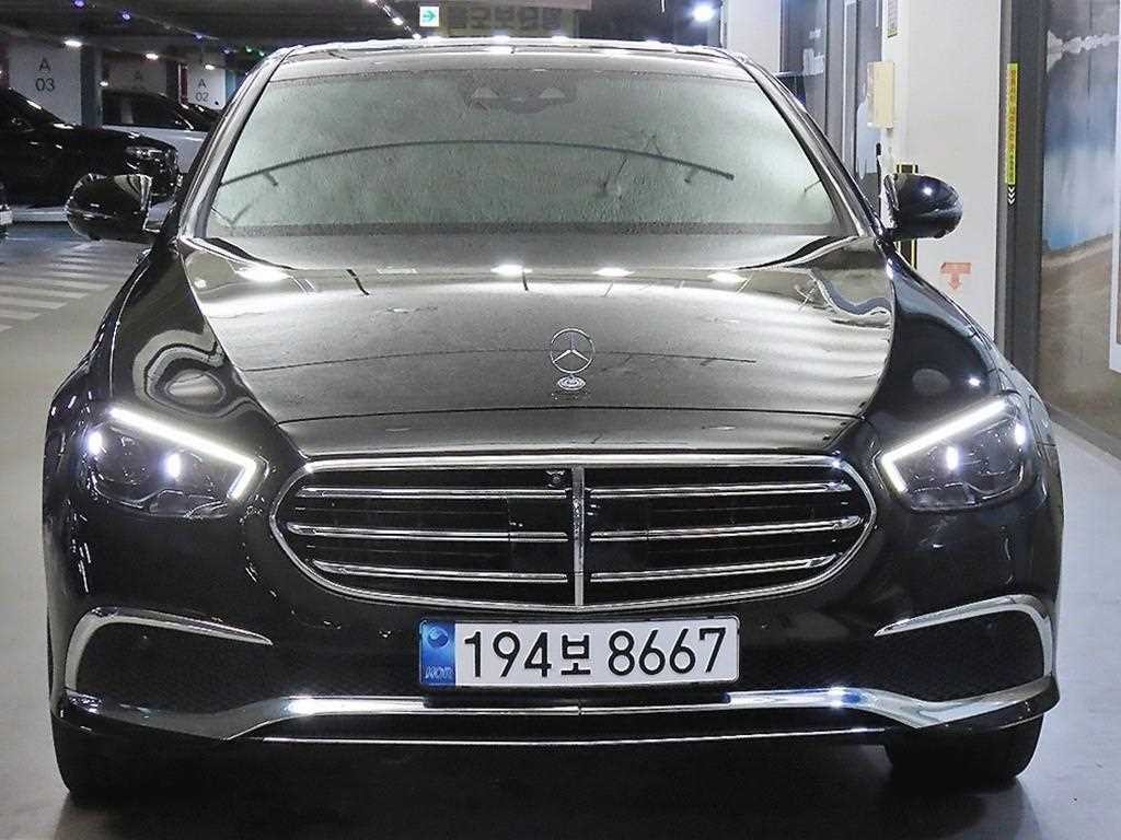 벤츠 E 클래스 E-클래스 W213 E350 4MATIC 익스클루시브 이미지 1