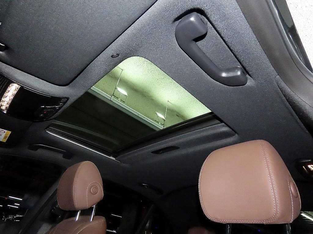벤츠 E 클래스 E-클래스 W213 E350 4MATIC 익스클루시브 이미지 15