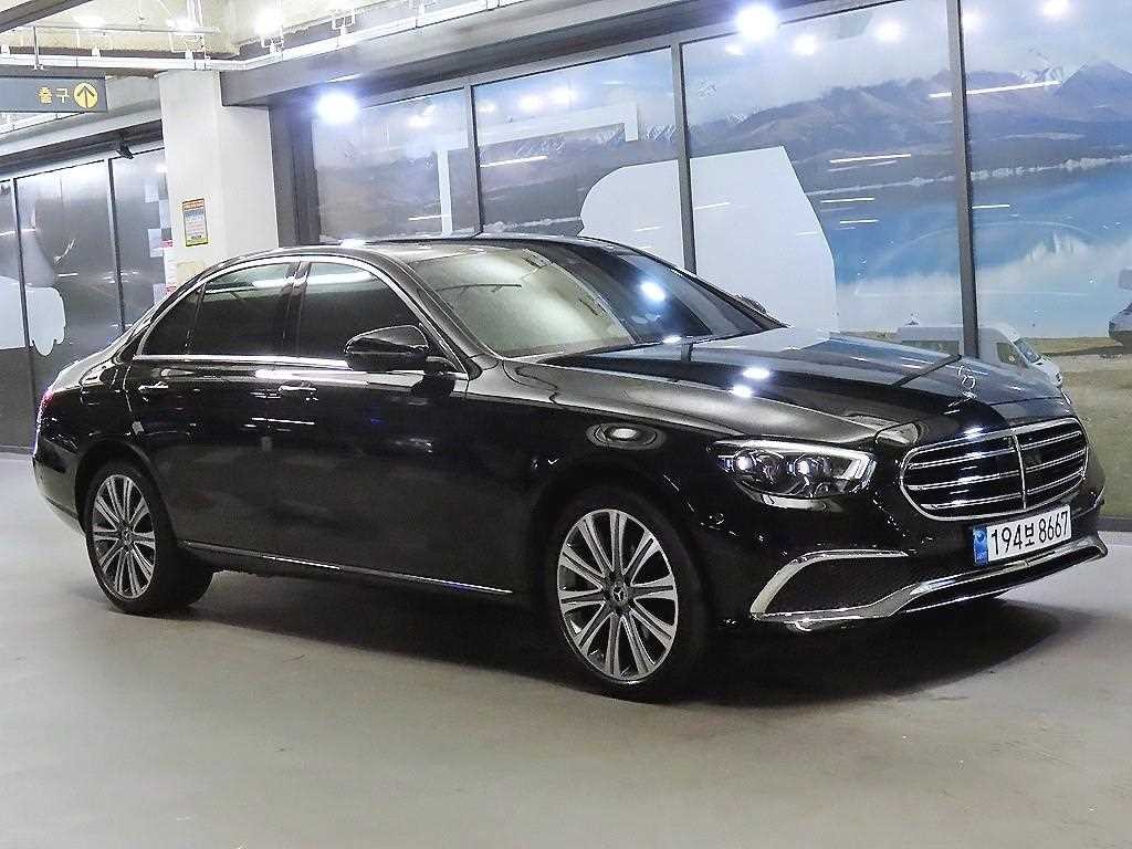 벤츠 E 클래스 E-클래스 W213 E350 4MATIC 익스클루시브 이미지 2