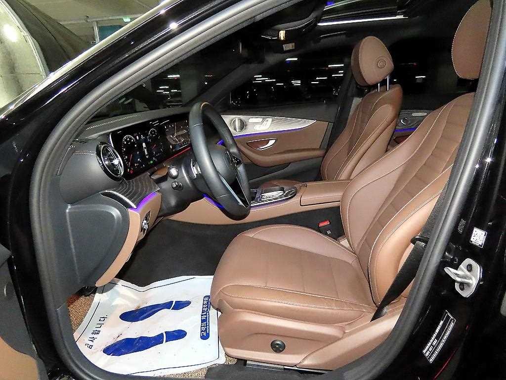 벤츠 E 클래스 E-클래스 W213 E350 4MATIC 익스클루시브 이미지 6