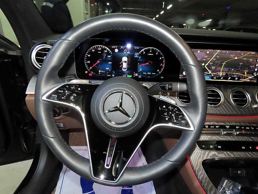 벤츠 E 클래스 E-클래스 W213 E350 4MATIC 익스클루시브 이미지 8
