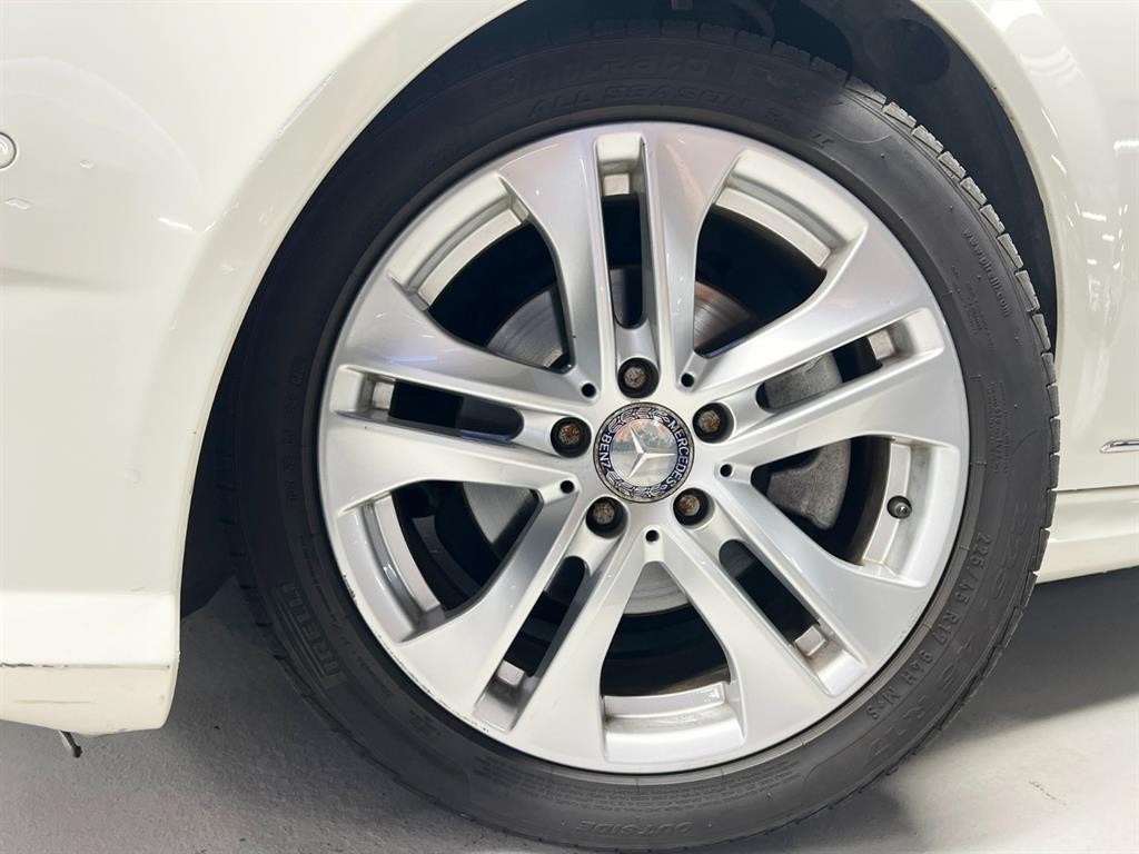 벤츠 C 클래스 C클래스 W204 C200 CGI 아방가르드 이미지 16