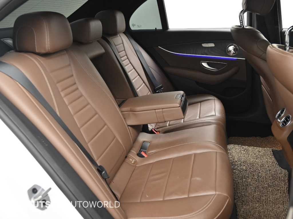벤츠 E 클래스 E-클래스 W213 E250 아방가르드 이미지 12
