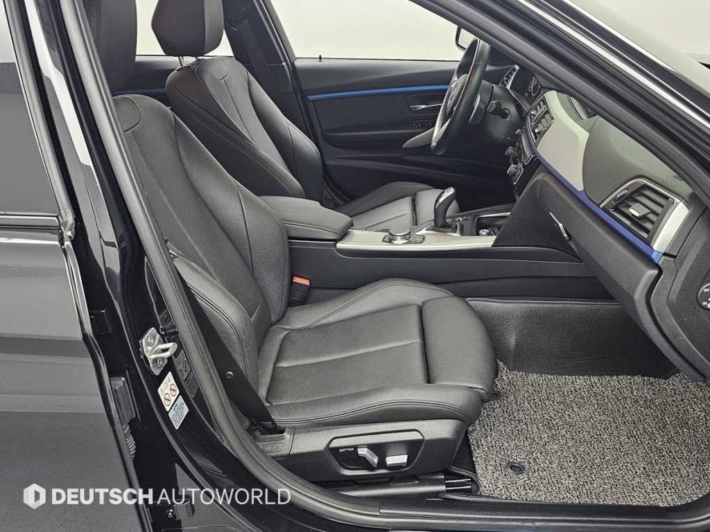 BMW 3시리즈 3시리즈 (F30) 320i M 스포츠 이미지 10