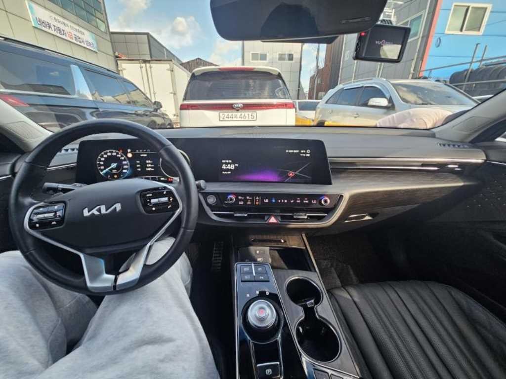 기아 K8 2.5 2WD 시그니처 이미지 8