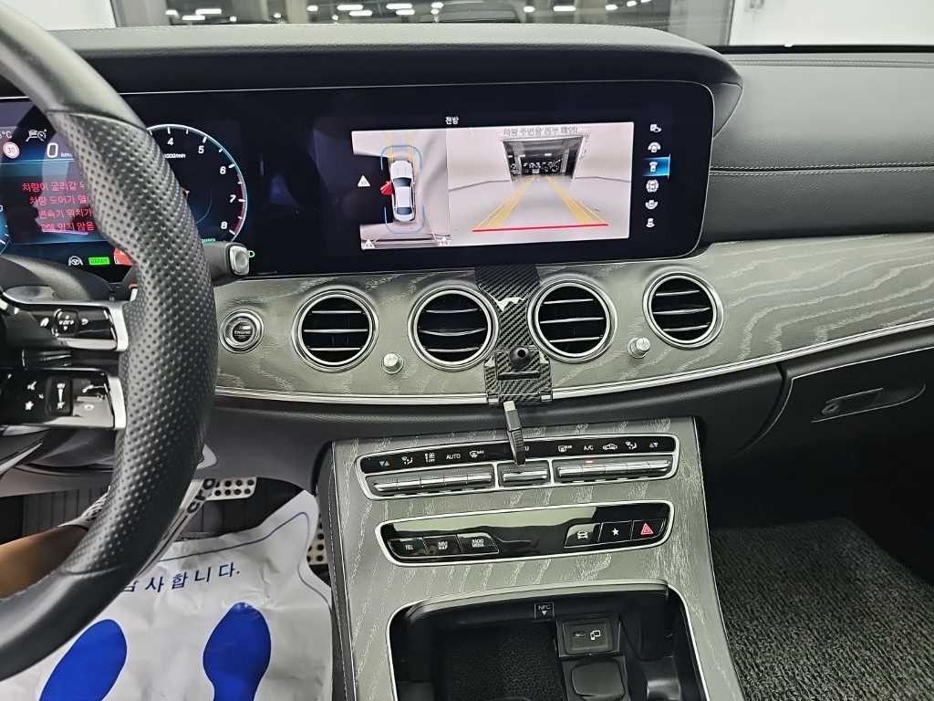 벤츠 E 클래스 E-클래스 W213 E350 4MATIC AMG LINE 이미지 10