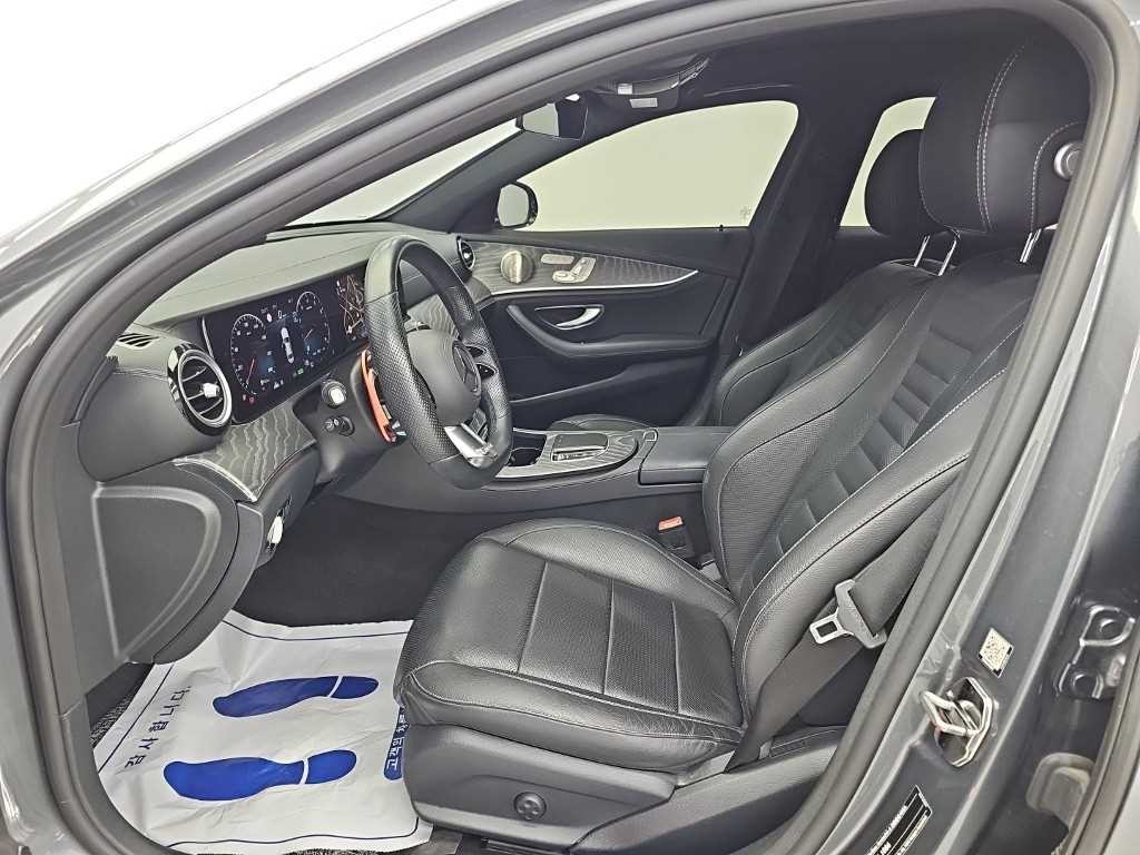 벤츠 E 클래스 E-클래스 W213 E350 4MATIC AMG LINE 이미지 11