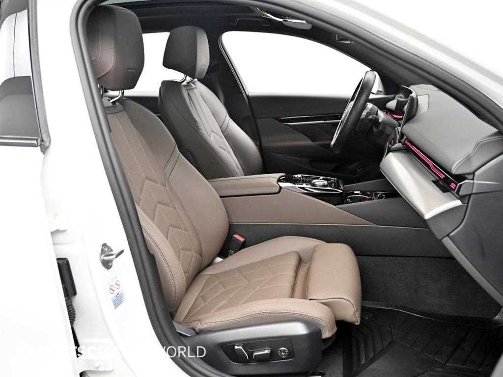 BMW 5시리즈 5시리즈 (G60) 520i M 스포츠 이미지 9