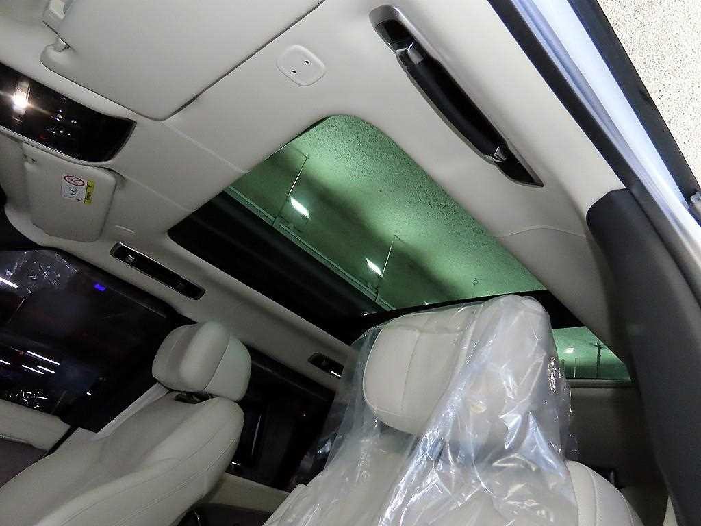 랜드로버 레인지로버 레인지로버 5세대 3.0 P550e SWB 오토바이오그래피 이미지 15
