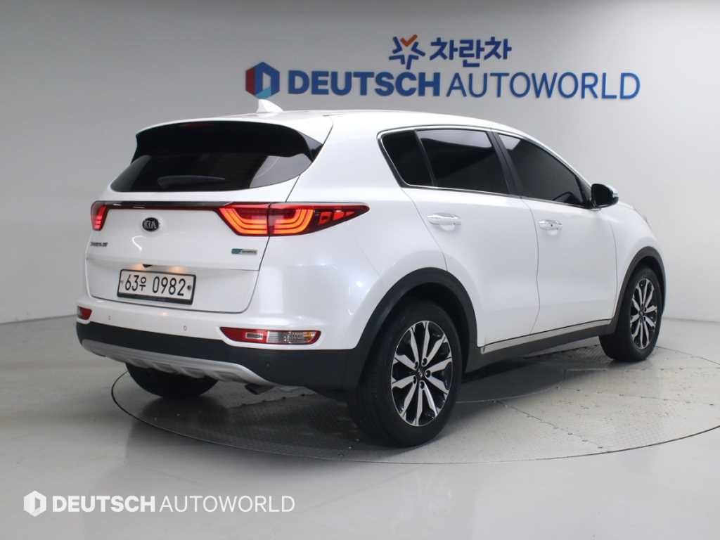 기아 스포티지 스포티지 4세대 (QL) 디젤 1.7 2WD 트렌디 이미지 2
