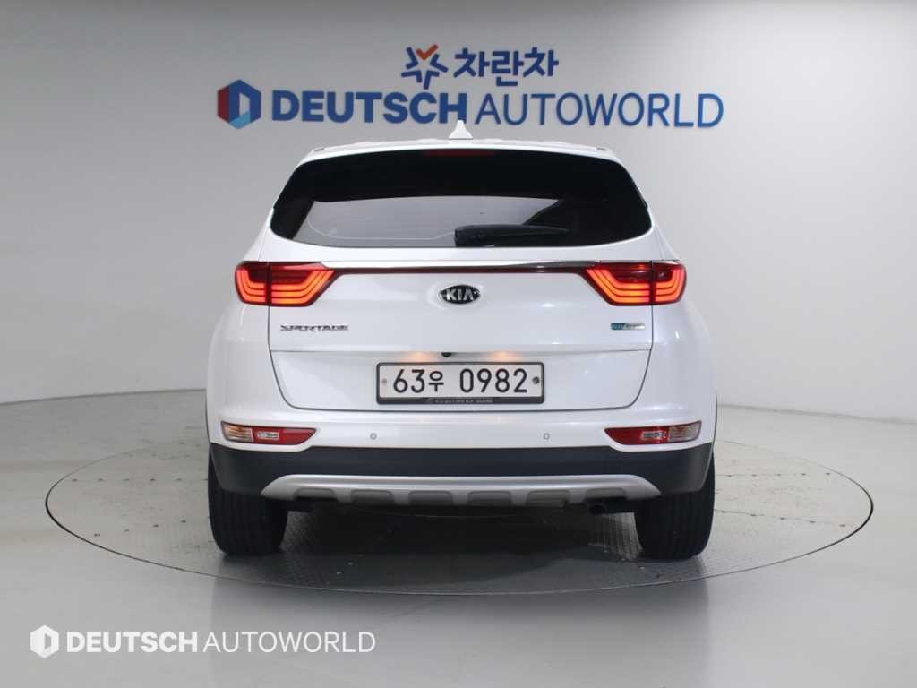 기아 스포티지 스포티지 4세대 (QL) 디젤 1.7 2WD 트렌디 이미지 4