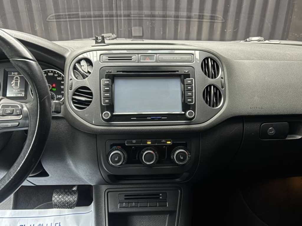폭스바겐 티구안 뉴티구안 2.0 TDI 블루모션 이미지 11
