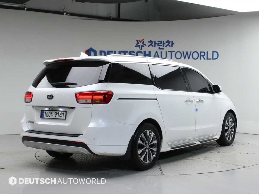기아 카니발 올 뉴 카니발 디젤 9인승 럭셔리 이미지 2