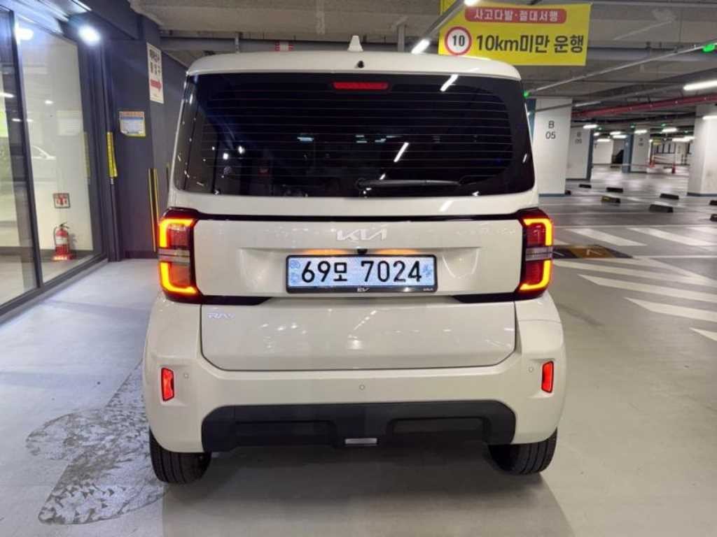 기아 레이 더 뉴 기아 레이 EV 에어 이미지 5