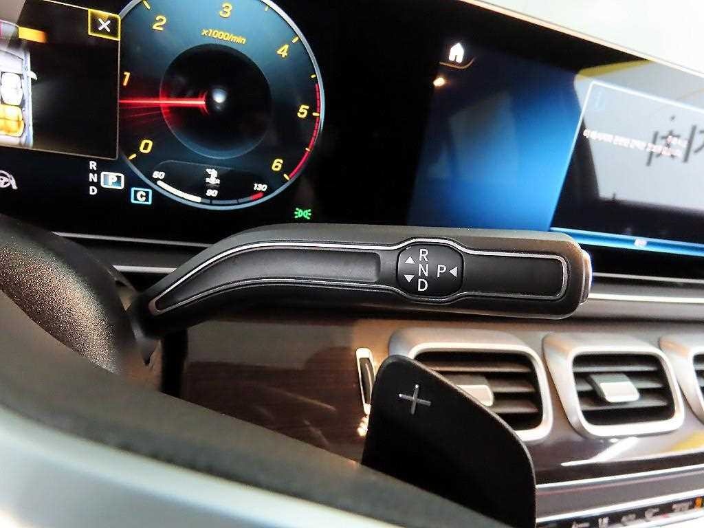 벤츠 GLE 클래스 GLE 클래스 W167 GLE 400d 4MATIC 쿠페 이미지 10