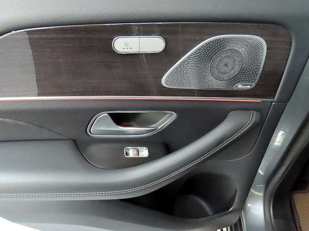 벤츠 GLE 클래스 GLE 클래스 W167 GLE 400d 4MATIC 쿠페 이미지 12
