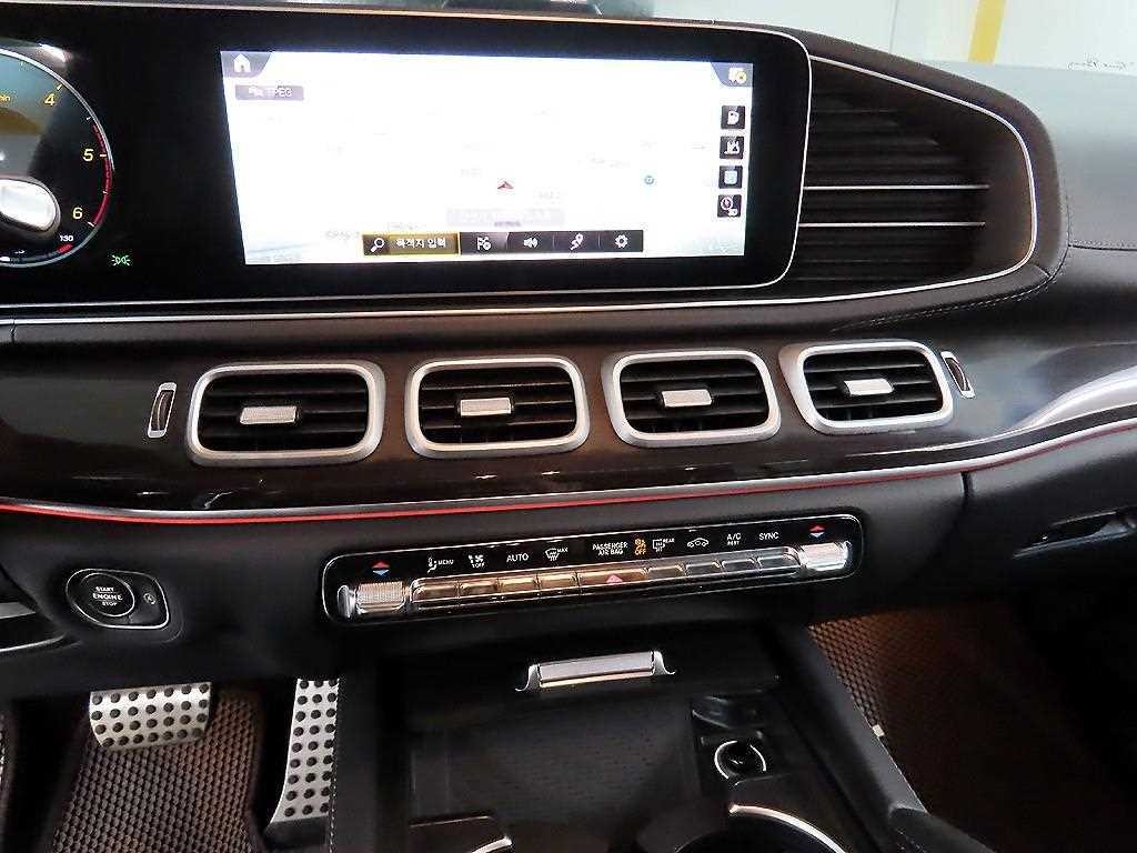 벤츠 GLE 클래스 GLE 클래스 W167 GLE 400d 4MATIC 쿠페 이미지 13