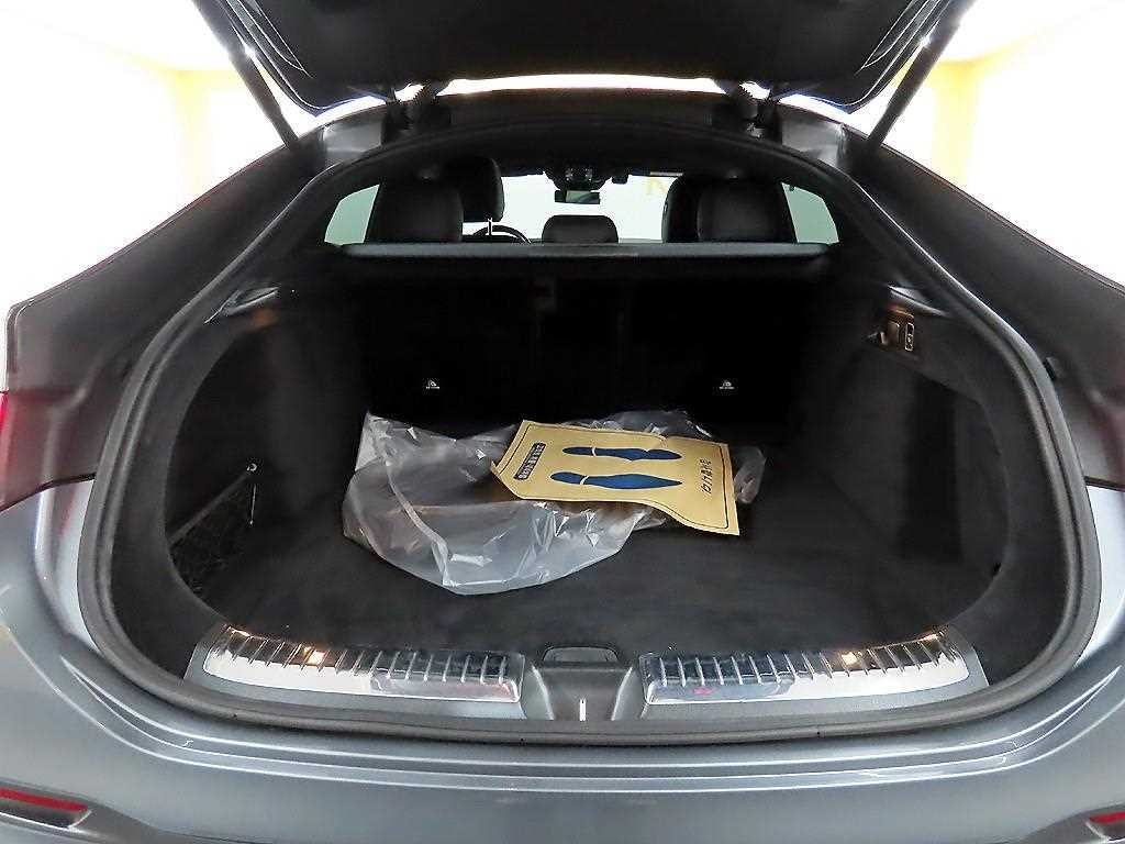 벤츠 GLE 클래스 GLE 클래스 W167 GLE 400d 4MATIC 쿠페 이미지 18