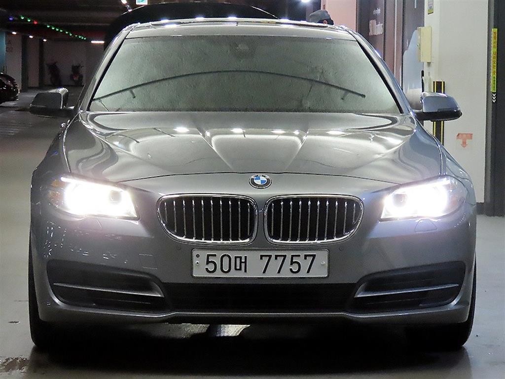 BMW 5시리즈 5시리즈 (F10) 528i 이미지 2